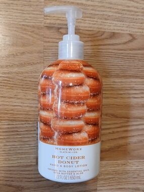 Homeworx Hot Cider Donut Hand Body Lotion 22 Oz NEW